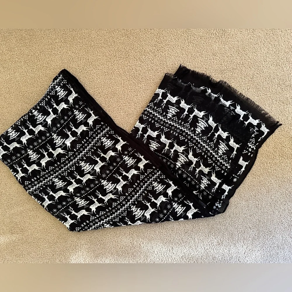 Holiday scarf/wrap